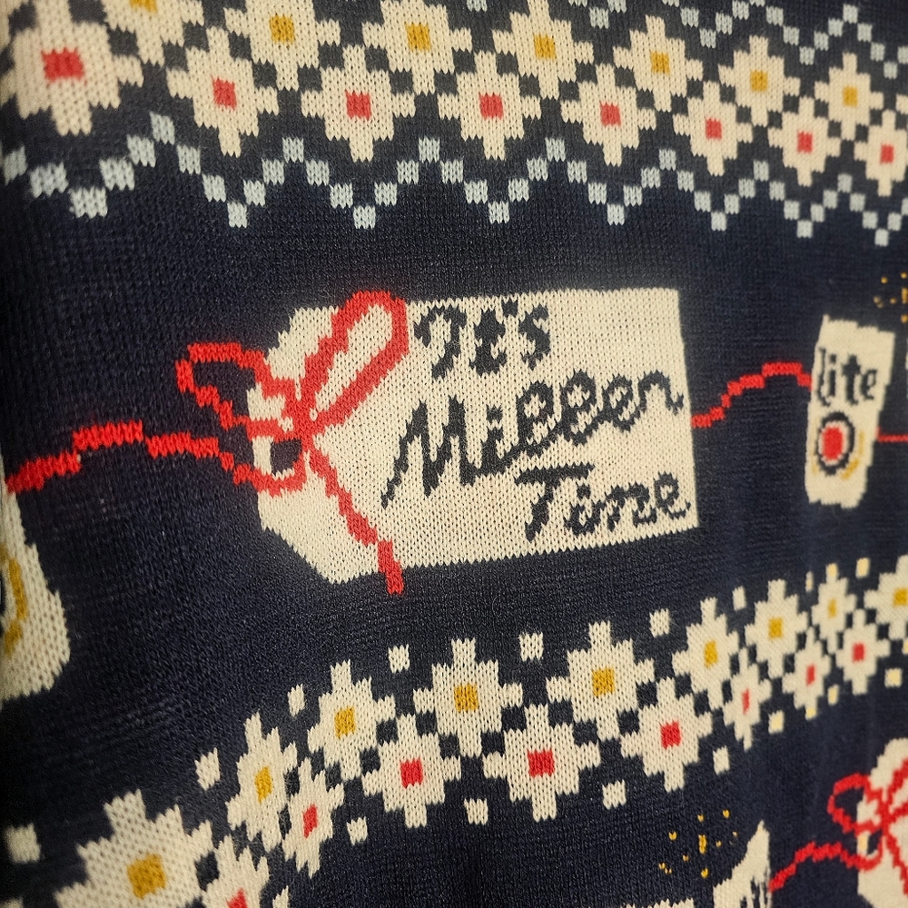 HOLIDAY SWEATER - Picture 4 of 9